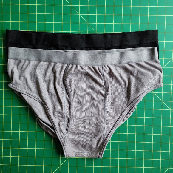 🆕️~2 pair PATAGONIA Capilene Briefs - Picture 2 of 7